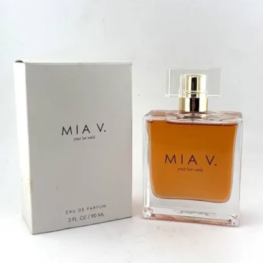 NEW MIA V Women Eau de Parfum - Amber Fragrance- No Box- 3FL Oz